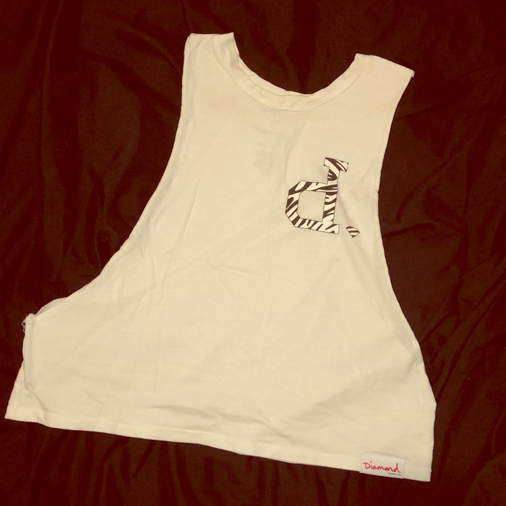 Diamond Cut Out Sides Tank Top